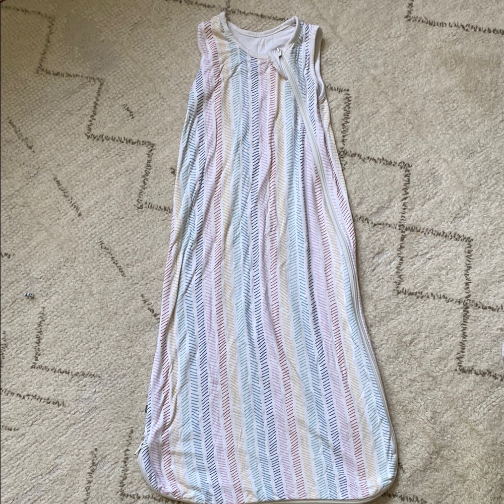 Kyte baby rainbow sleep sack size 6-18 months 0.5 TOG